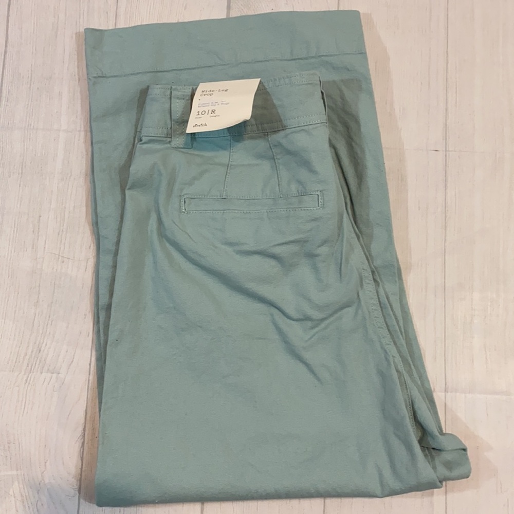Wide Leg Crop Stretch Pant - Picture 2 of 5